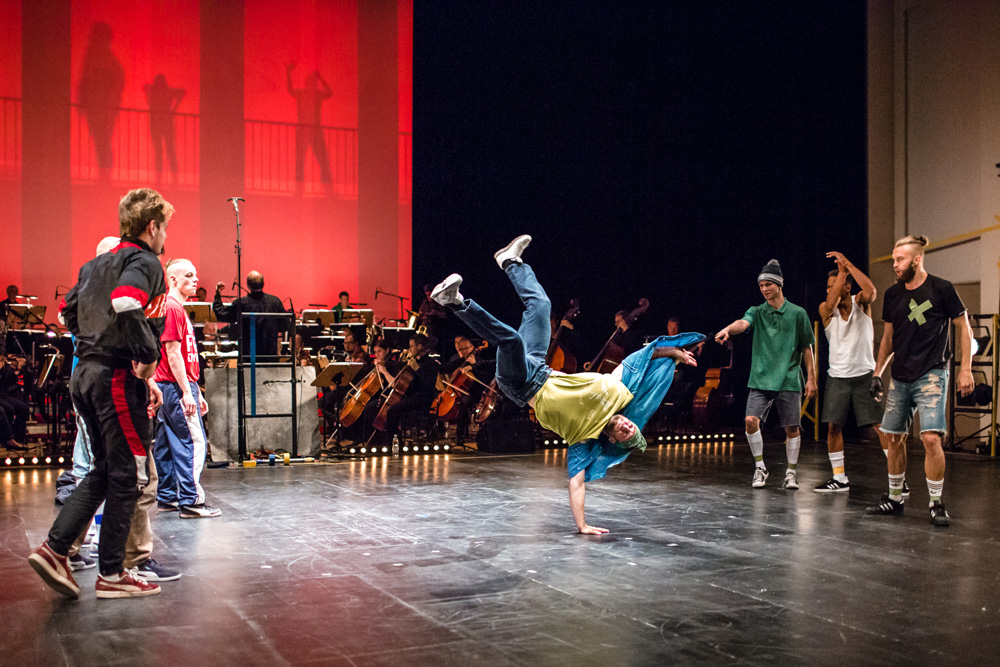 Premiere von SYMPHONIX im Festspielhaus Hellerau (® Christoph Seidler)