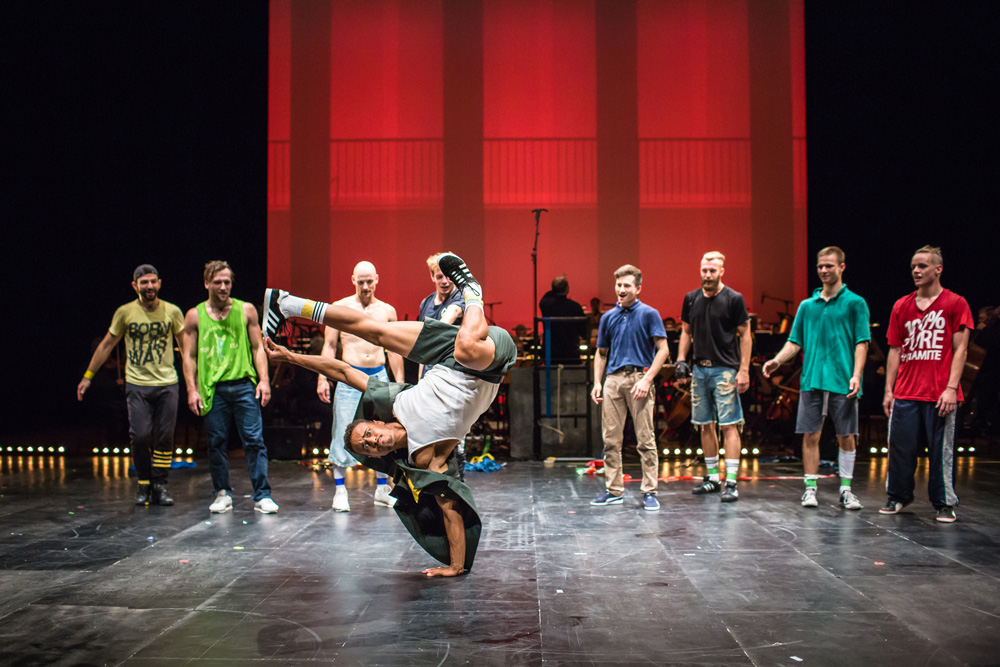 Premiere von SYPMHONIX im Festspielhaus Hellerau (® Christoph Seidler)