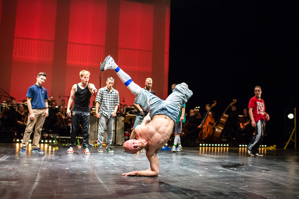 Premiere von SYPMHONIX im Festspielhaus Hellerau (® Christoph Seidler)