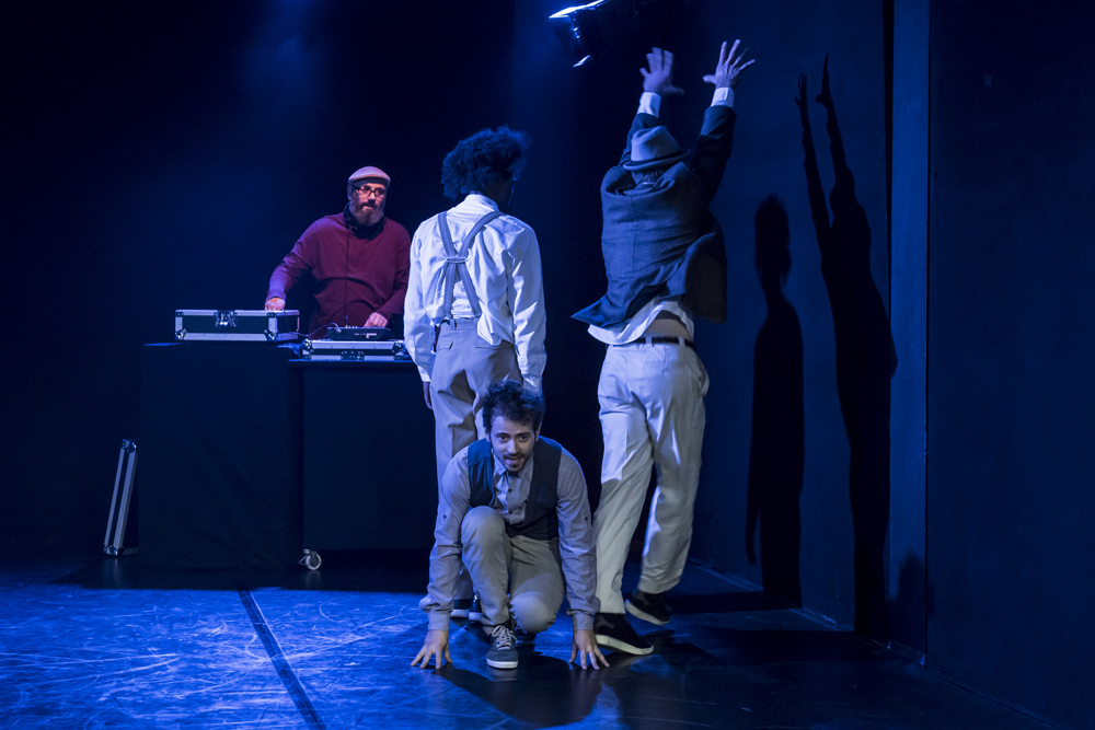 8/feet/strong 'work in proJazz'